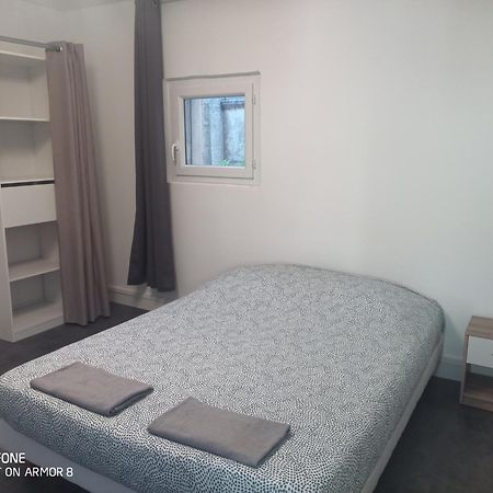 Etablissements Coulon Saint-Joseph En Face De Bagatelle Appartement Talence Buitenkant foto